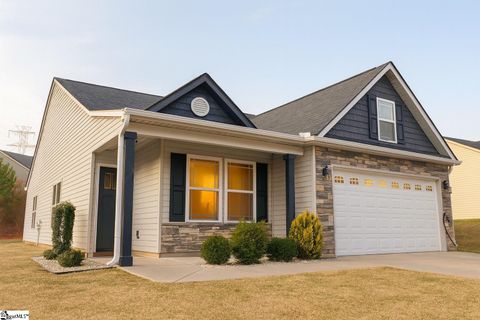 Photo of 496 Old John Dodd Road, Boiling Springs, SC 29316 (MLS # 1577505)