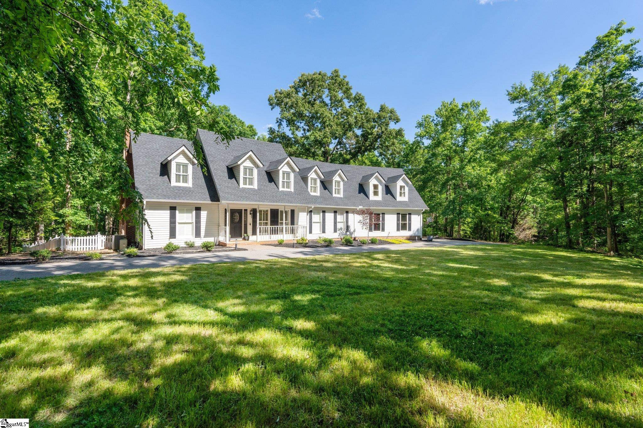300 Shagbark Circle