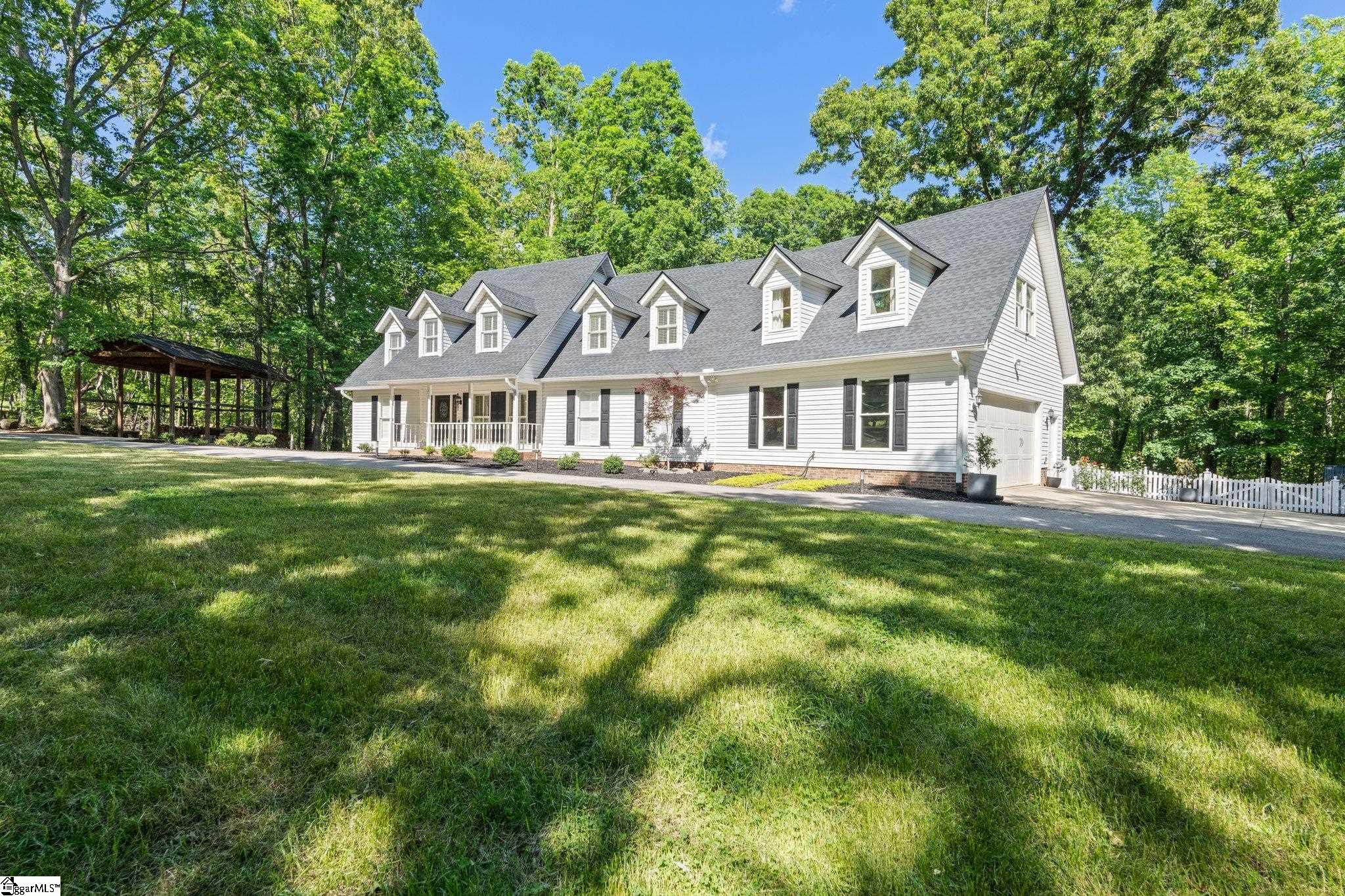 300 Shagbark Circle
