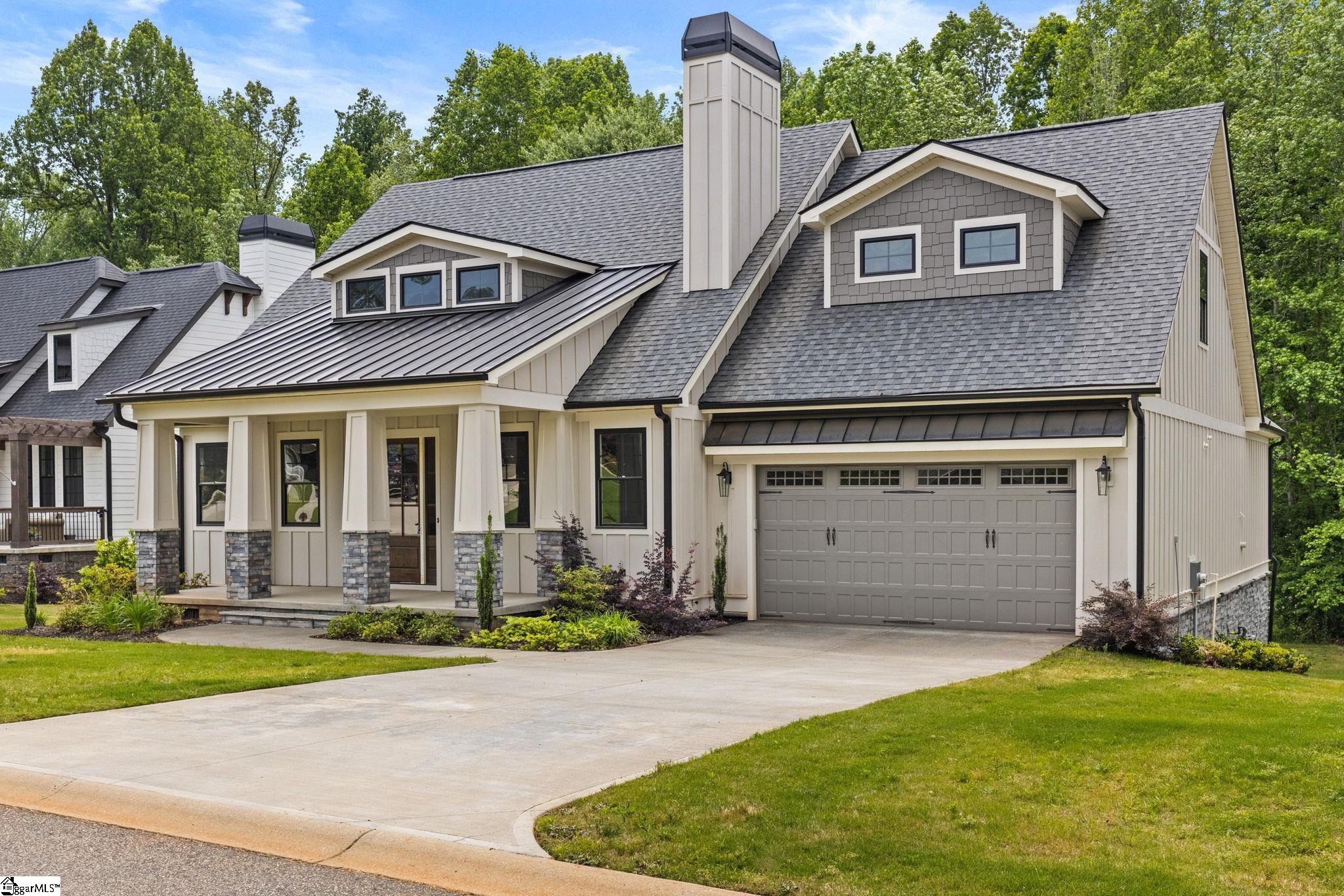 2032 Ivy Cottage Path