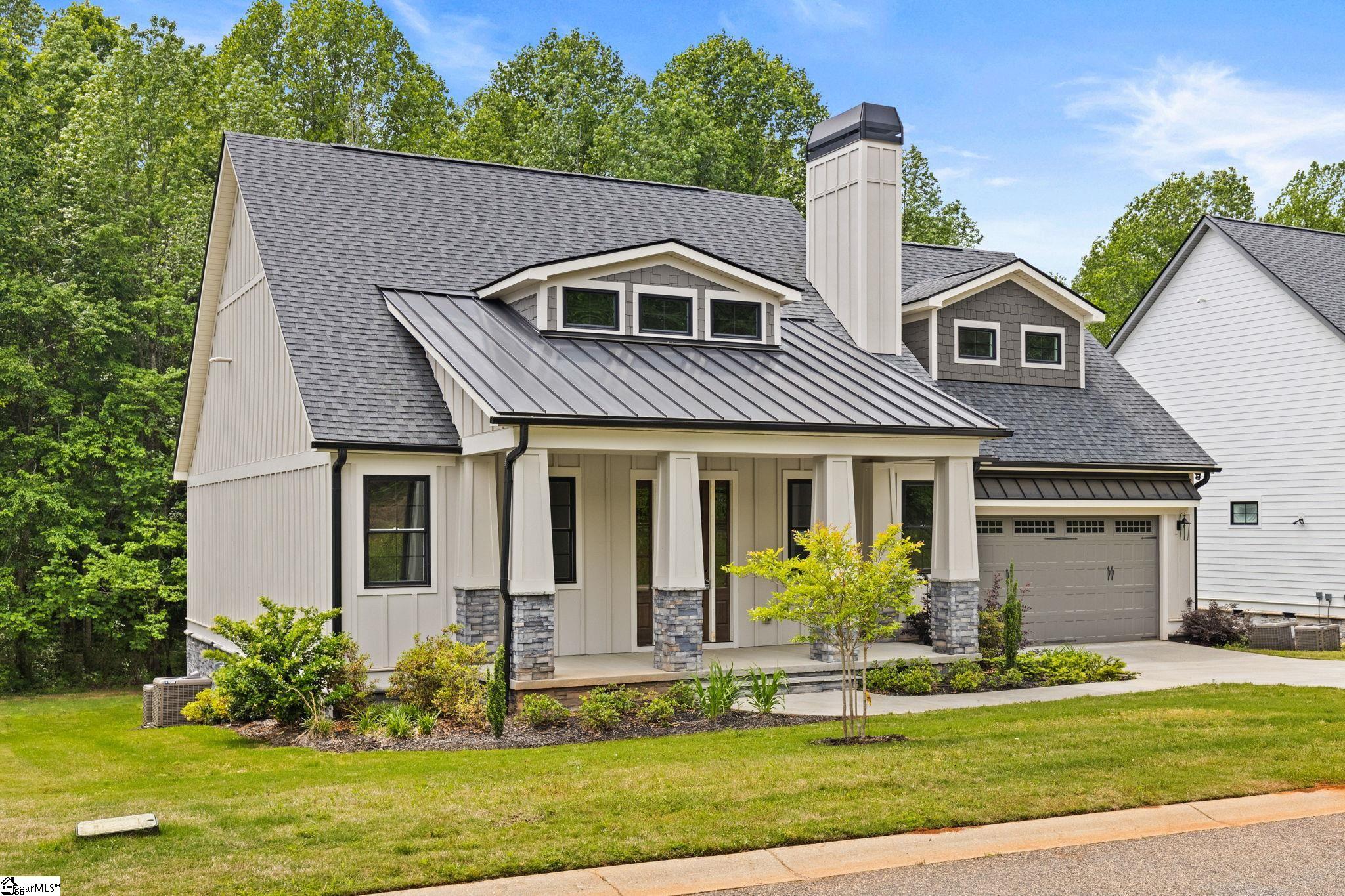 2032 Ivy Cottage Path