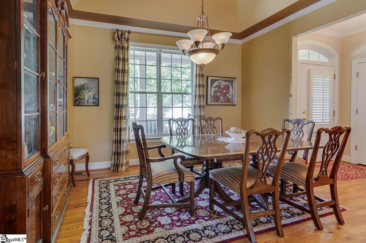 Real Estate Search 3 10 Glencreek Drive