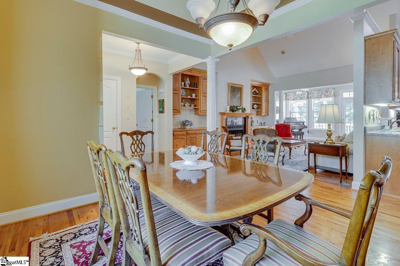 Real Estate Search 4 10 Glencreek Drive