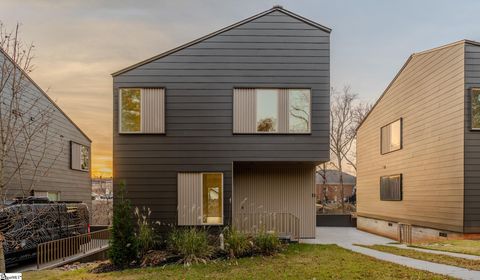 11 Mount Zion Avenue Greenville SC 29609