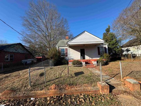 Photo of 506 Magnolia Street, Joanna, SC 29351 (MLS # 1577739)