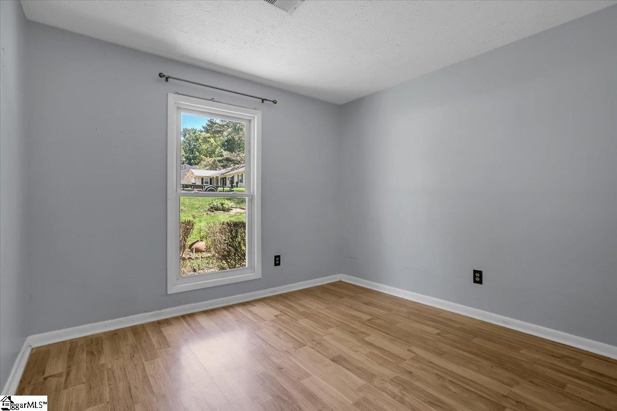 Piedmont, South Carolina 29673, United States, 3 Bedrooms Bedrooms, ,2 BathroomsBathrooms,Residential,Contingent,100545