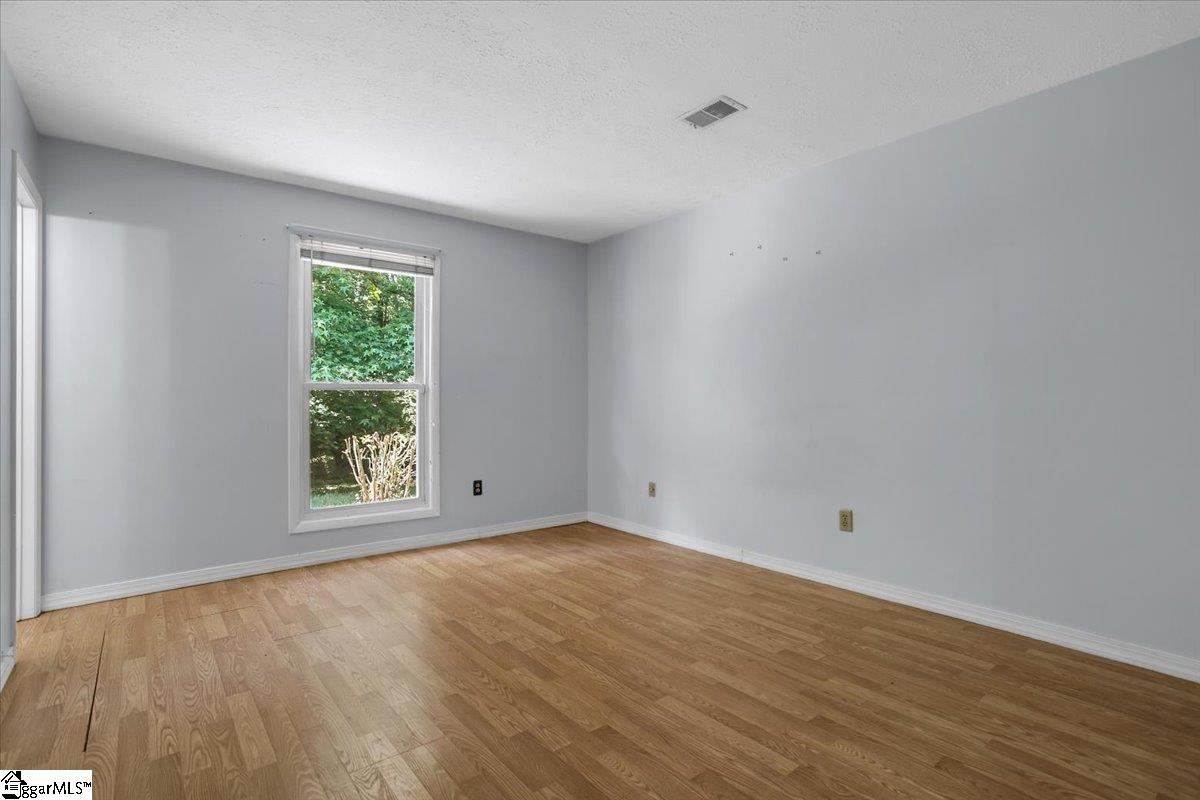 Piedmont, South Carolina 29673, United States, 3 Bedrooms Bedrooms, ,2 BathroomsBathrooms,Residential,Contingent,100545