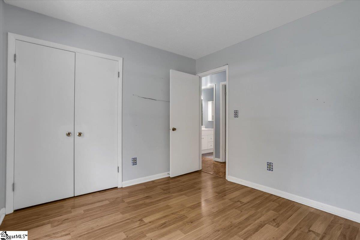 Piedmont, South Carolina 29673, United States, 3 Bedrooms Bedrooms, ,2 BathroomsBathrooms,Residential,Contingent,100545