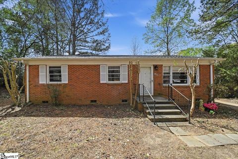 Photo of 102 Abrams Street Street, Union, SC 29379 (MLS # 1586245)