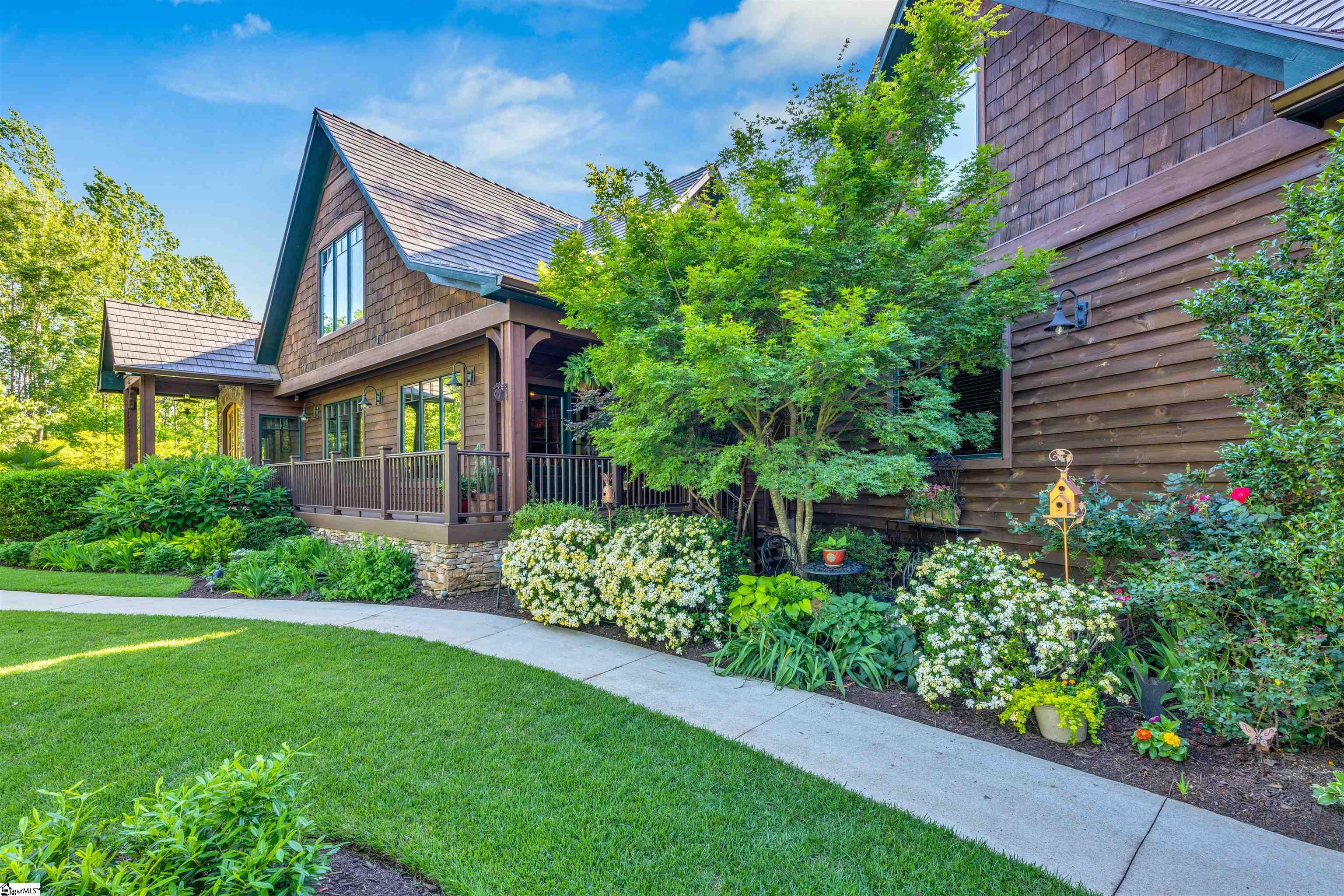 511 Palmer Way