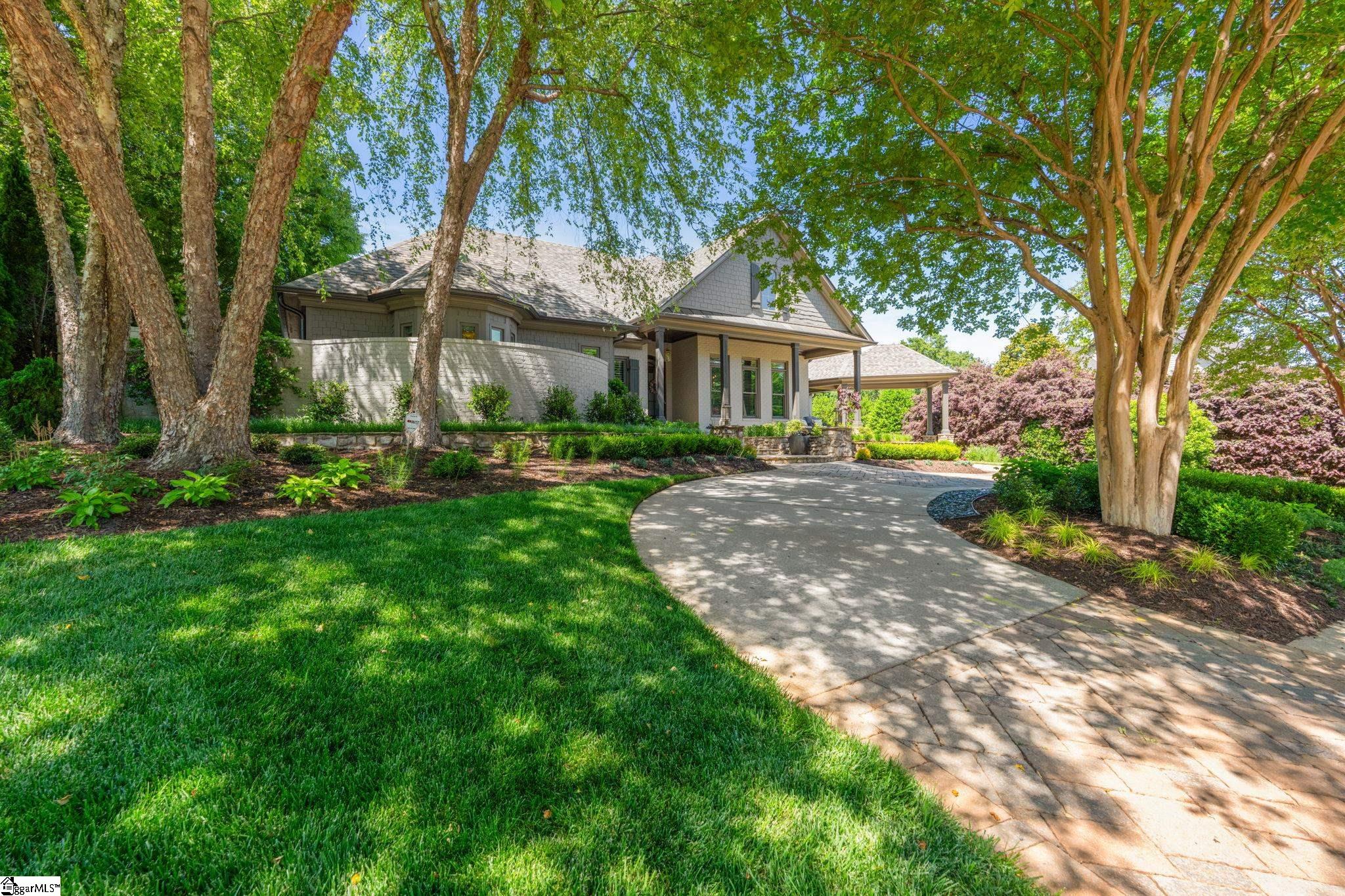 305 Chancery Lane, Simpsonville, SC Home for Sale 2 305 Chancery Lane