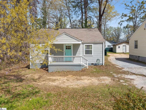 Photo of 173 S Cleveland Park Drive, Spartanburg, SC 29303 (MLS # 1604365)