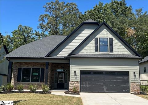 Photo of 114 Shale Drive, Central, SC 29630 (MLS # 1572630)