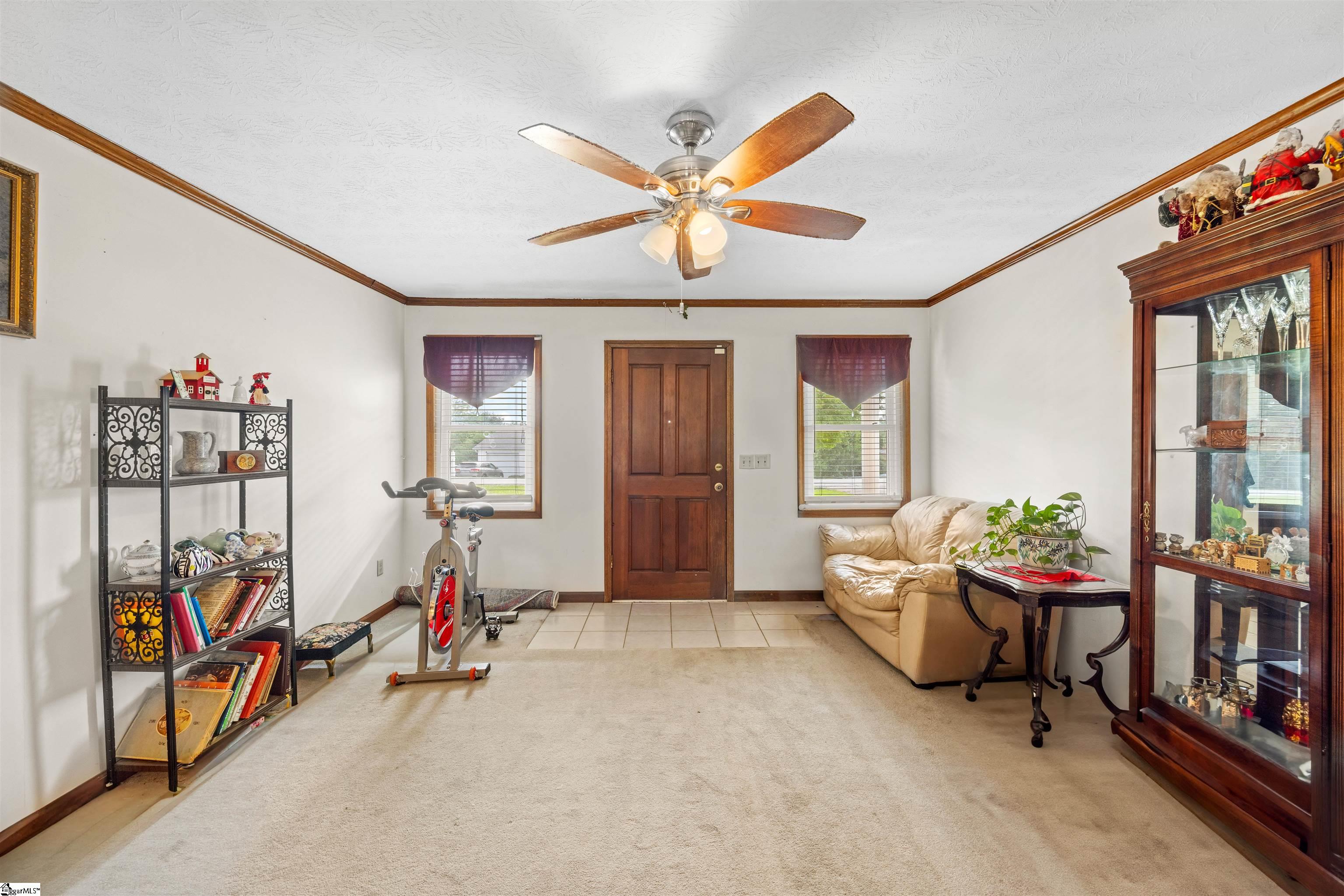 11 Crestview Court
