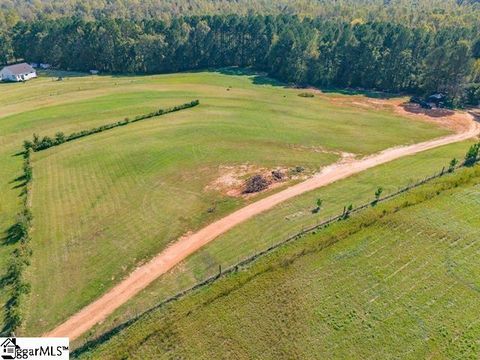Photo of 207 Lister Road, Landrum, SC 29356 (MLS # 1576364)