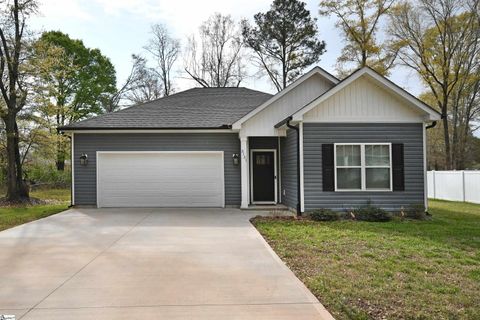 Photo of 3131 Owens Mills Drive, Anderson, SC 29624 (MLS # 1588870)