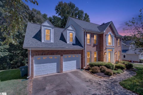 Photo of 18 Middlecreek Way, Greenville, SC 29607 (MLS # 1604646)