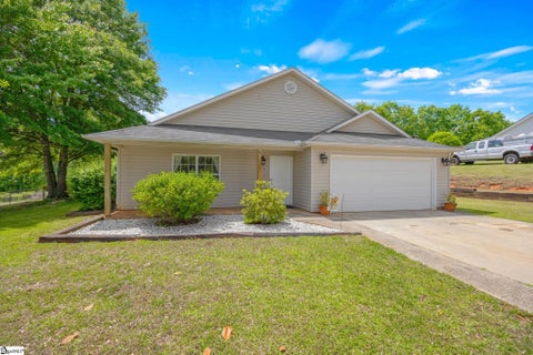 Photo of 112 Spring Estates Drive, Liberty, SC 29657 (MLS # 1602322)
