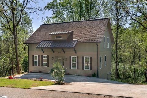 3064 Woodale Drive Seneca SC 29678