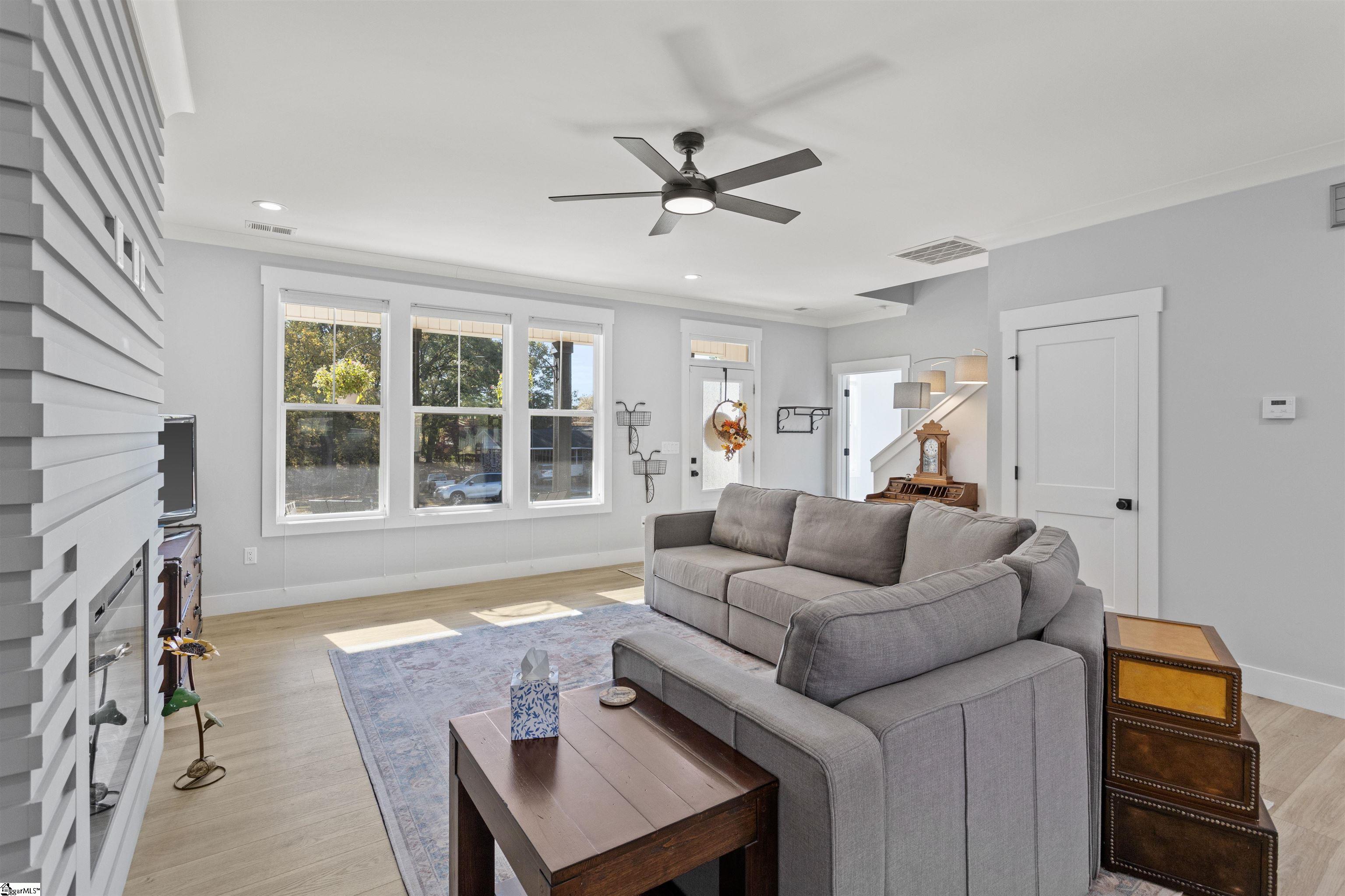 3 Sunset Court