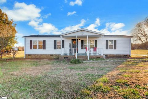 Photo of 675 Apple Orchard Road, Inman, SC 29349 (MLS # 1577714)