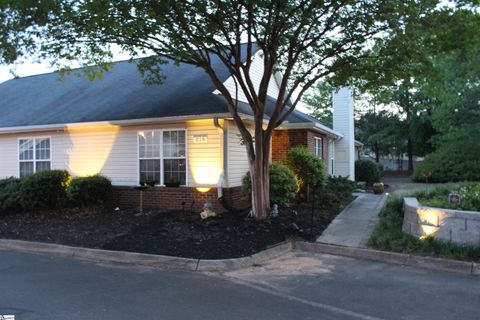 Photo of 219 Woodruff Park Lane, Simpsonville, SC 29681 (MLS # 1589174)