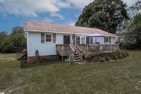 Photo of 120 Jay Drive, Greenville, SC 29611 (MLS # 1600647)