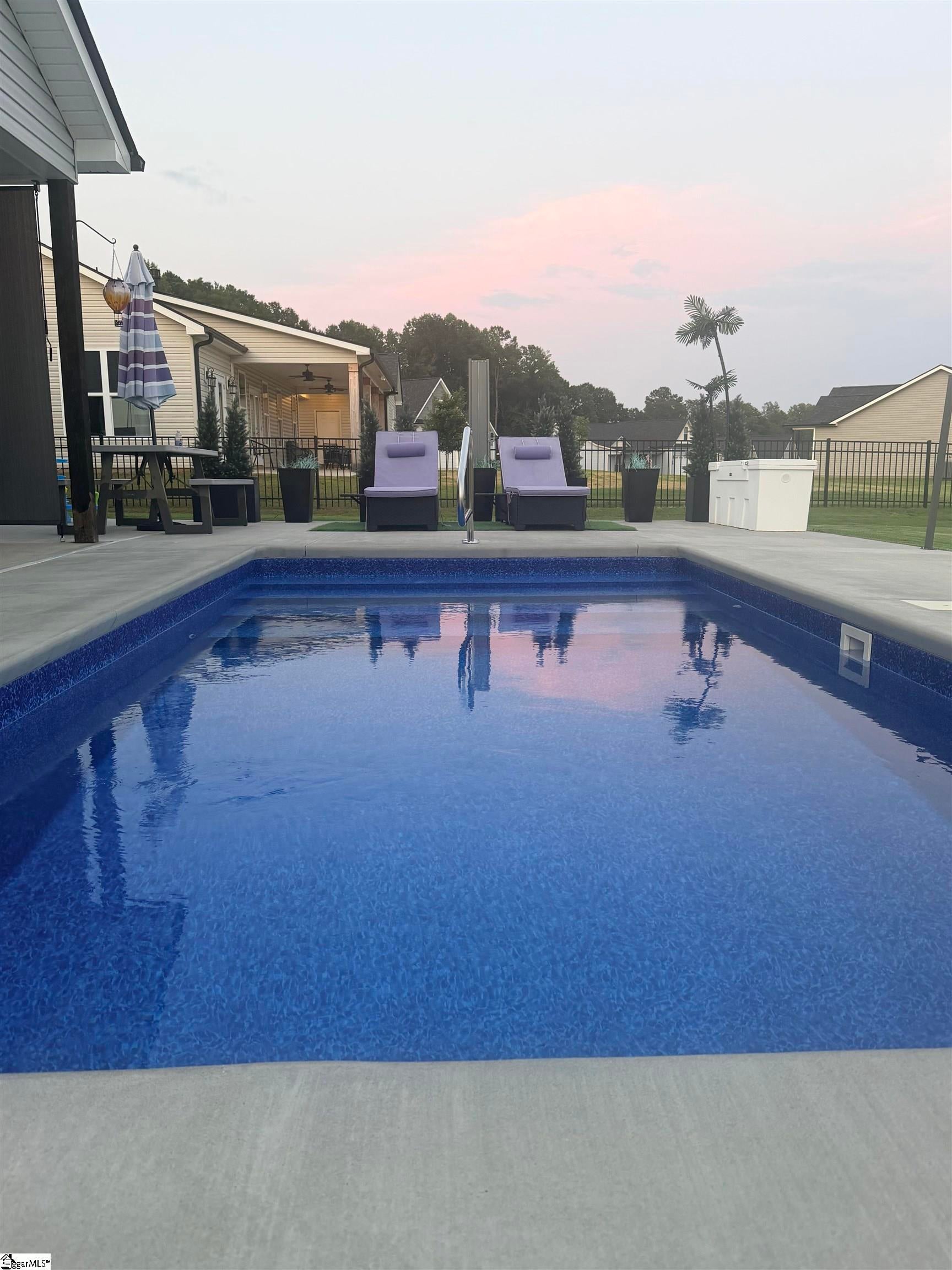 203 Legacy Lane