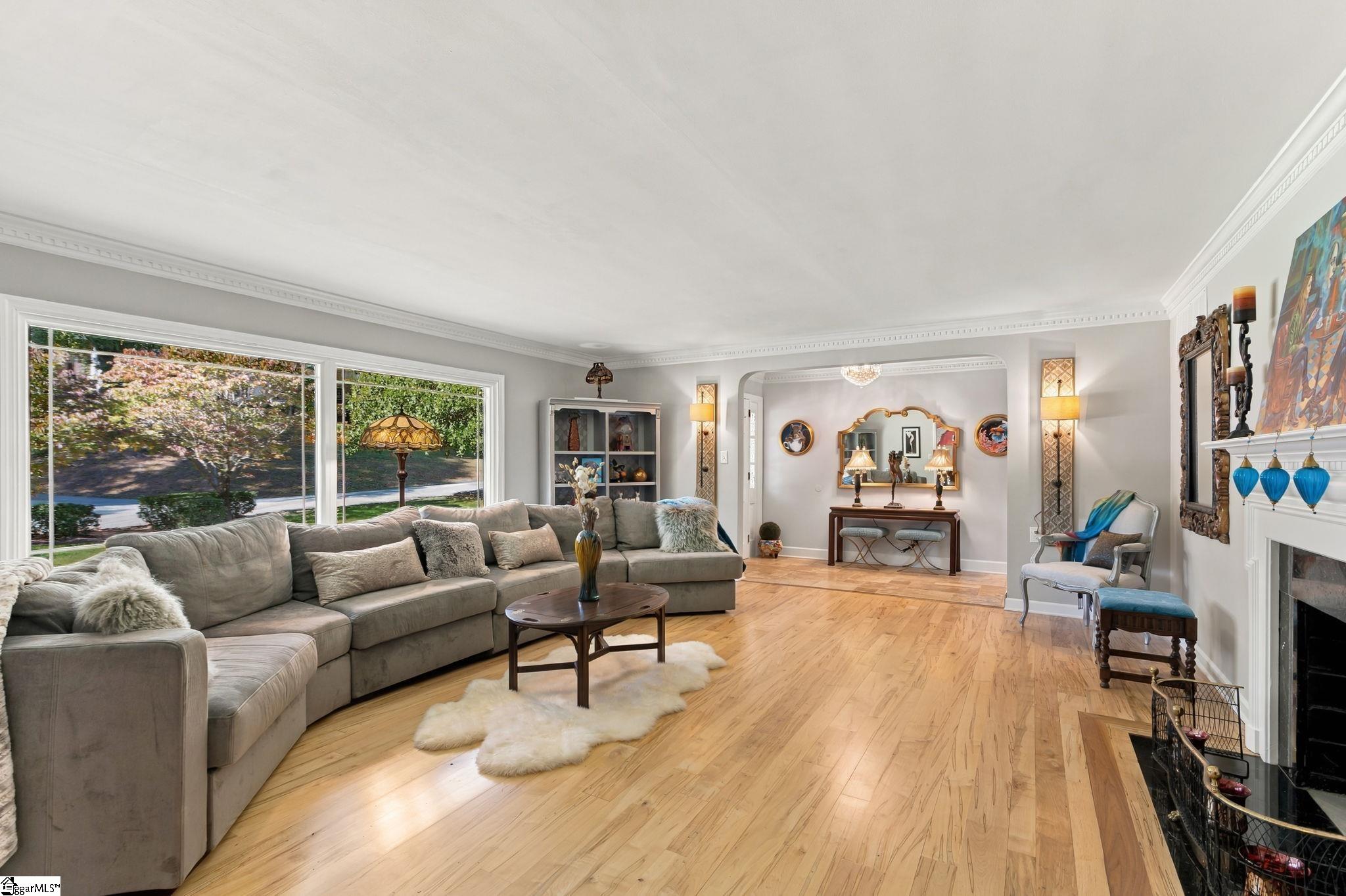 Real Estate Search 4 36 Valerie Drive