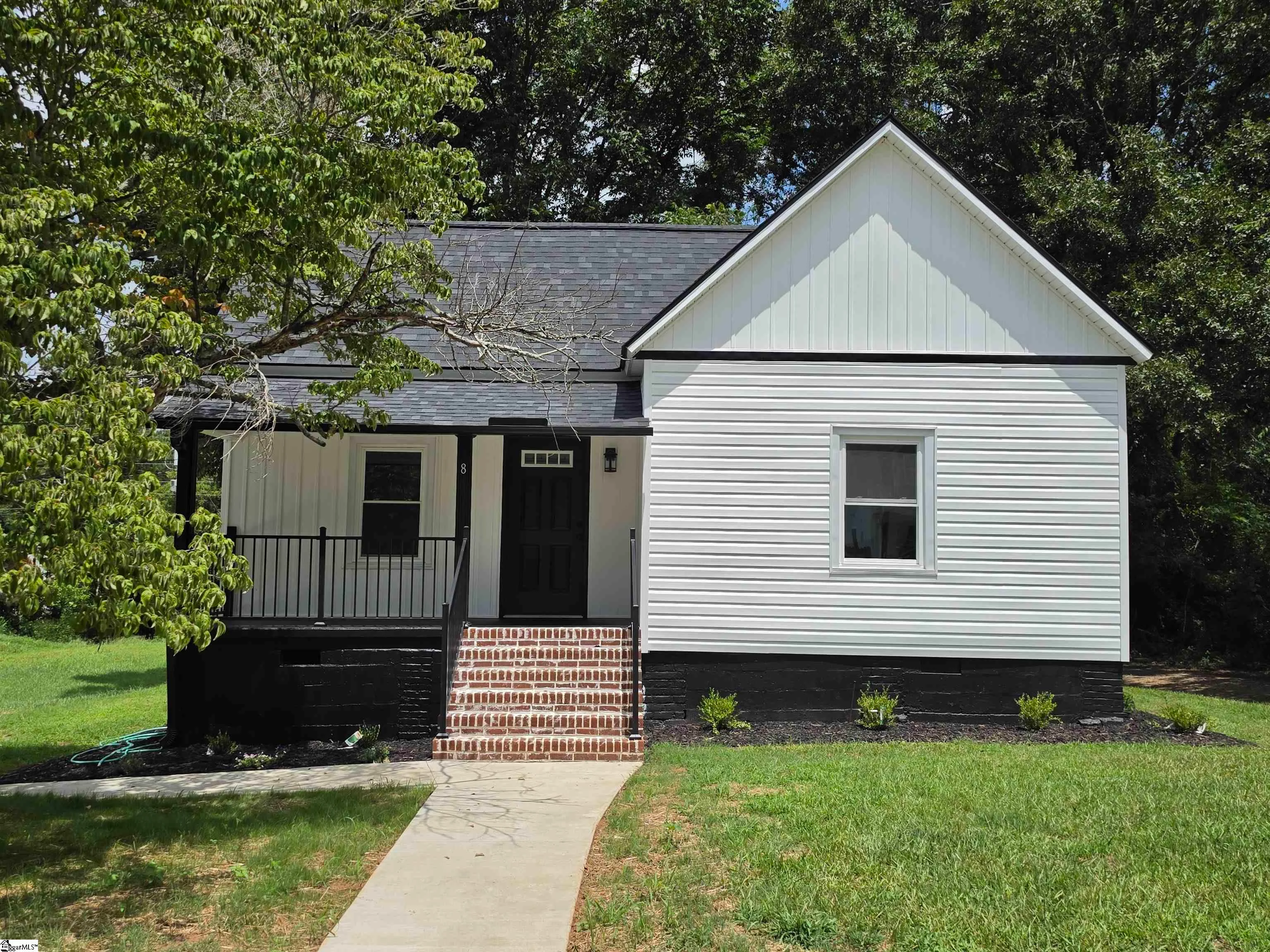 8 W First Street