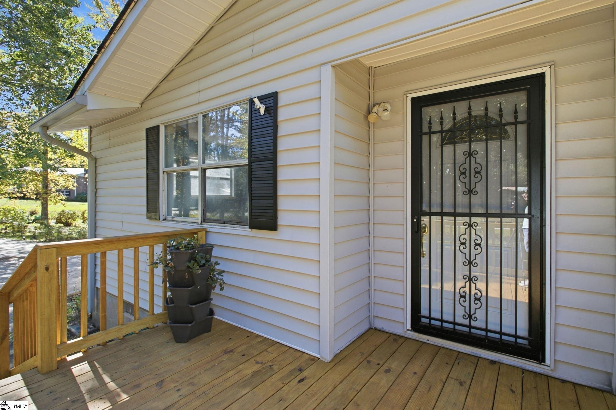 Real Estate Search 2 100 Ripplelake Drive