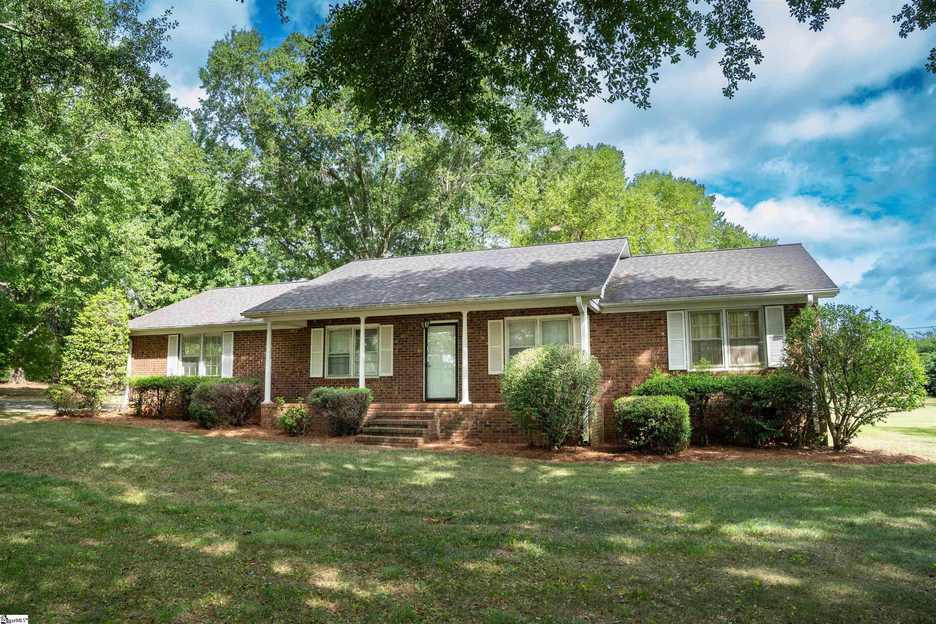 551 Riveroak Road, Inman, SC, 29349