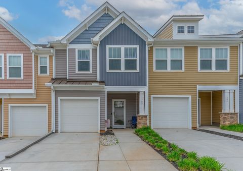Photo of 308 Hauge Drive, Duncan, SC 29334 (MLS # 1590225)