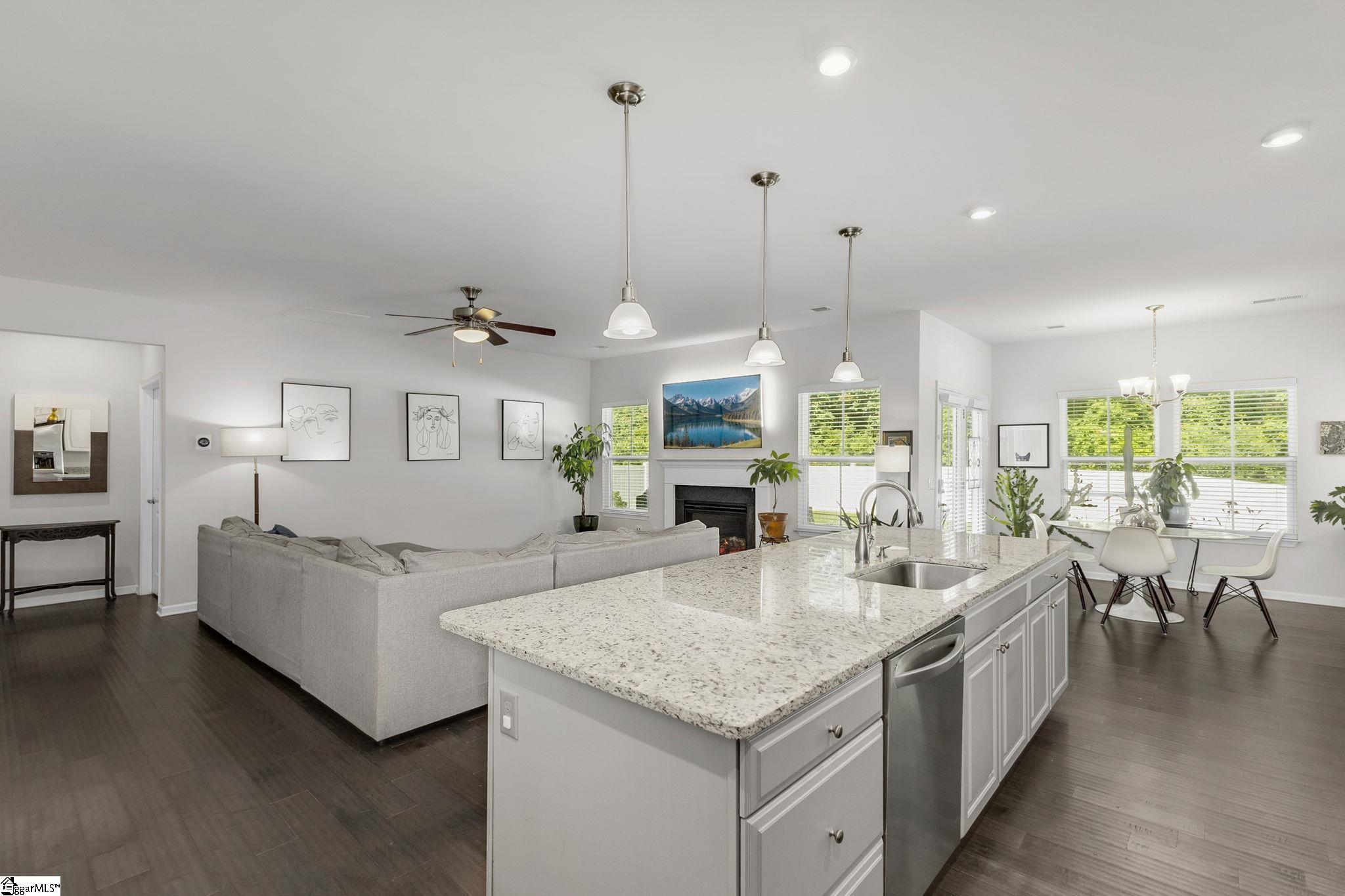 Greer, South Carolina 29650, United States, 4 Bedrooms Bedrooms, ,3 BathroomsBathrooms,Residential,Active,138778