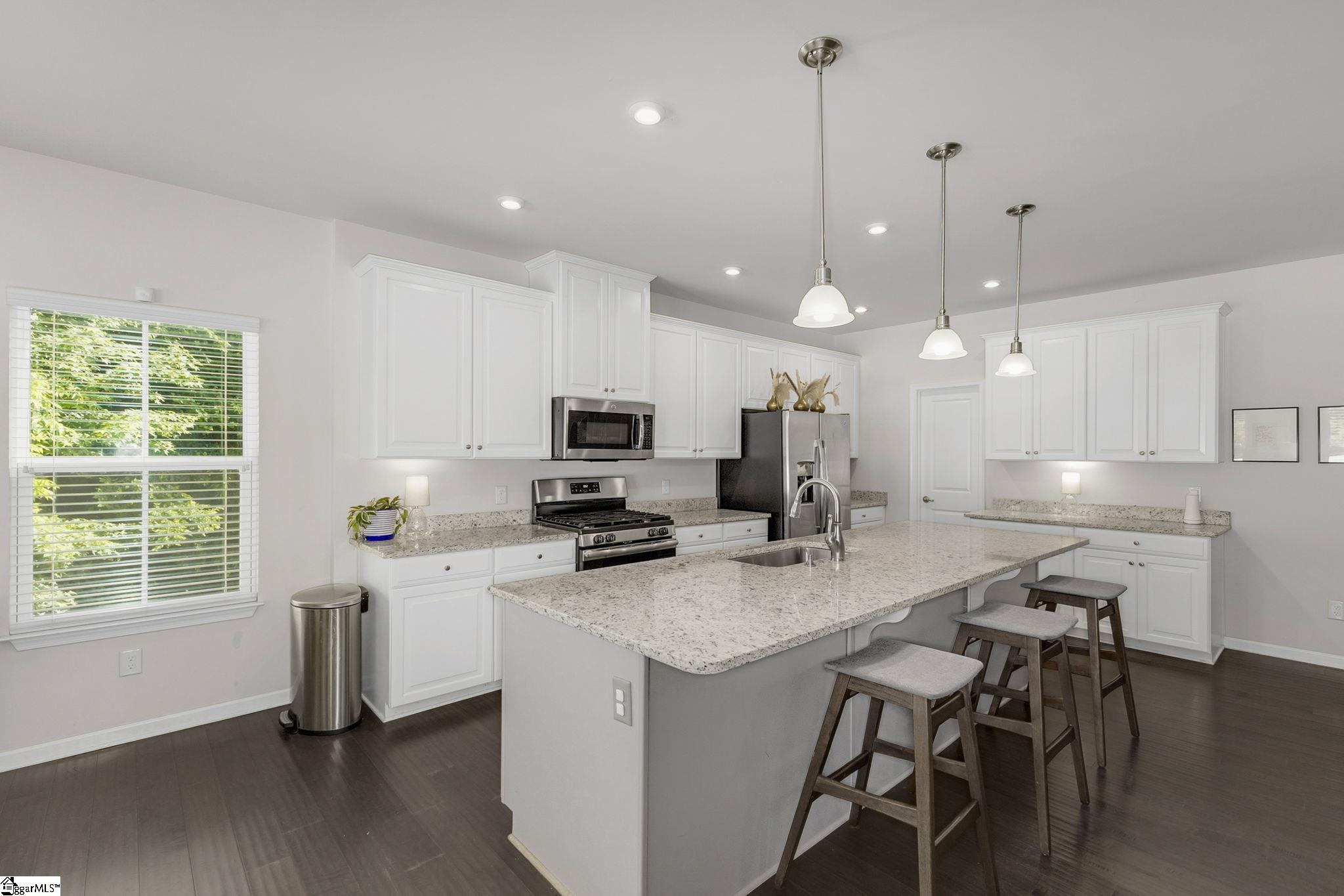 Greer, South Carolina 29650, United States, 4 Bedrooms Bedrooms, ,3 BathroomsBathrooms,Residential,Active,138778