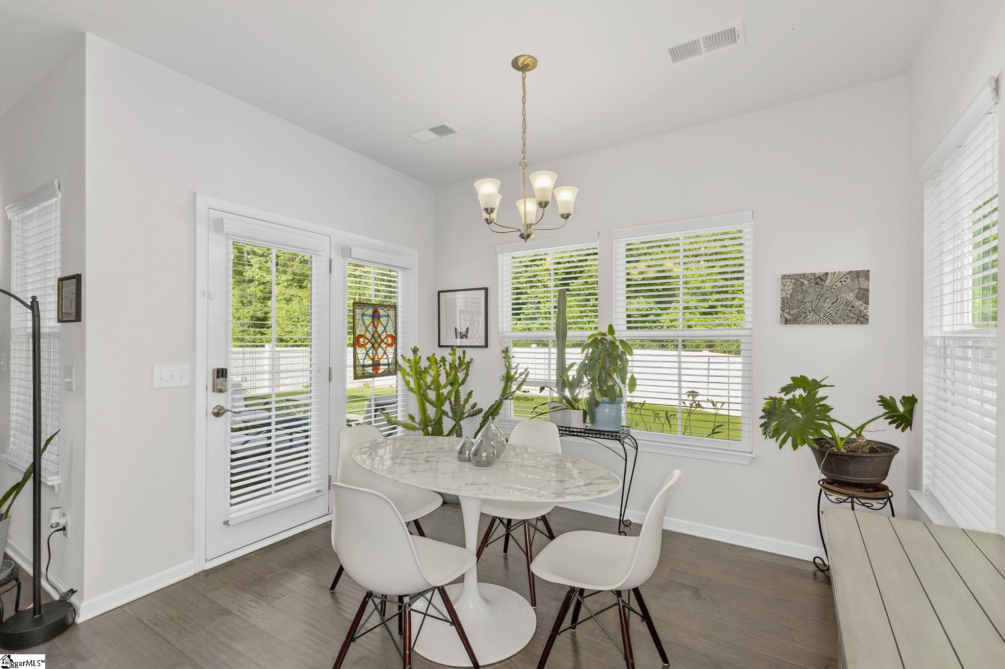 Greer, South Carolina 29650, United States, 4 Bedrooms Bedrooms, ,3 BathroomsBathrooms,Residential,Active,138778