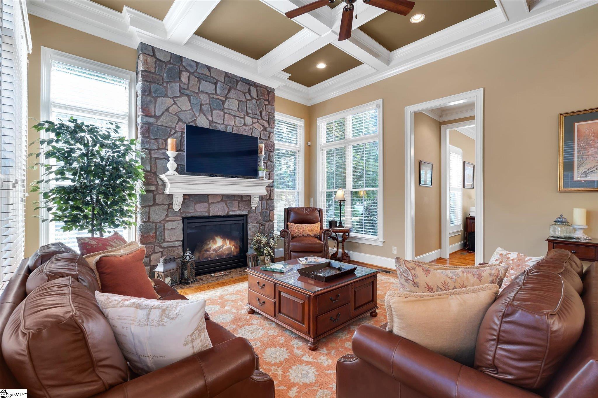 10 Travertine Ct, Greenville, SC, 29615, USA, 4 Bedrooms Bedrooms, ,4 BathroomsBathrooms,Residential,Contingent,10 Travertine Ct,1592726