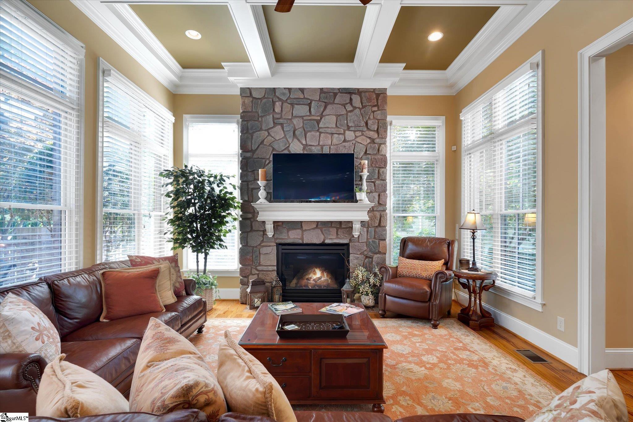 10 Travertine Ct, Greenville, SC, 29615, USA, 4 Bedrooms Bedrooms, ,4 BathroomsBathrooms,Residential,Contingent,10 Travertine Ct,1592726