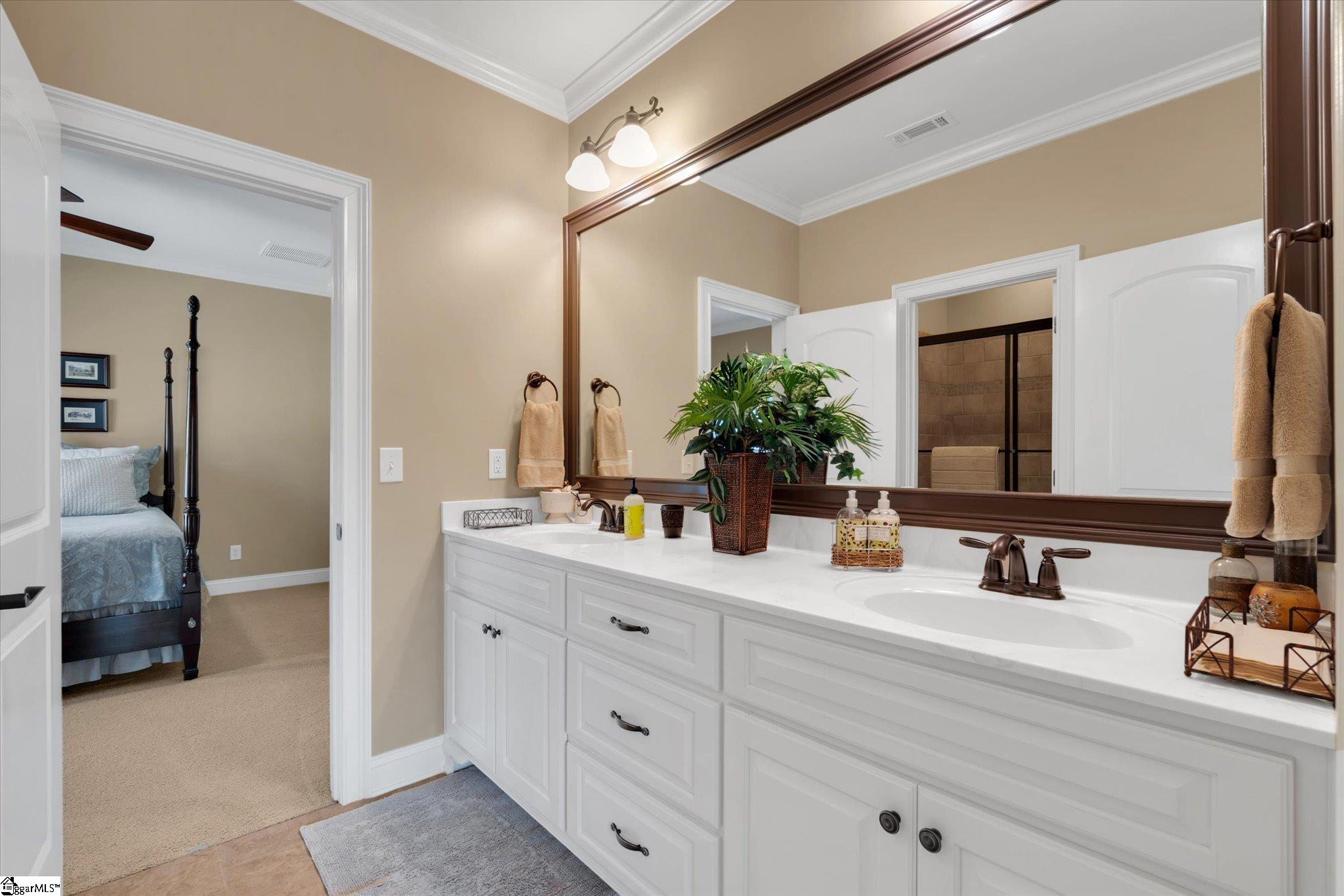 10 Travertine Ct, Greenville, SC, 29615, USA, 4 Bedrooms Bedrooms, ,4 BathroomsBathrooms,Residential,Contingent,10 Travertine Ct,1592726