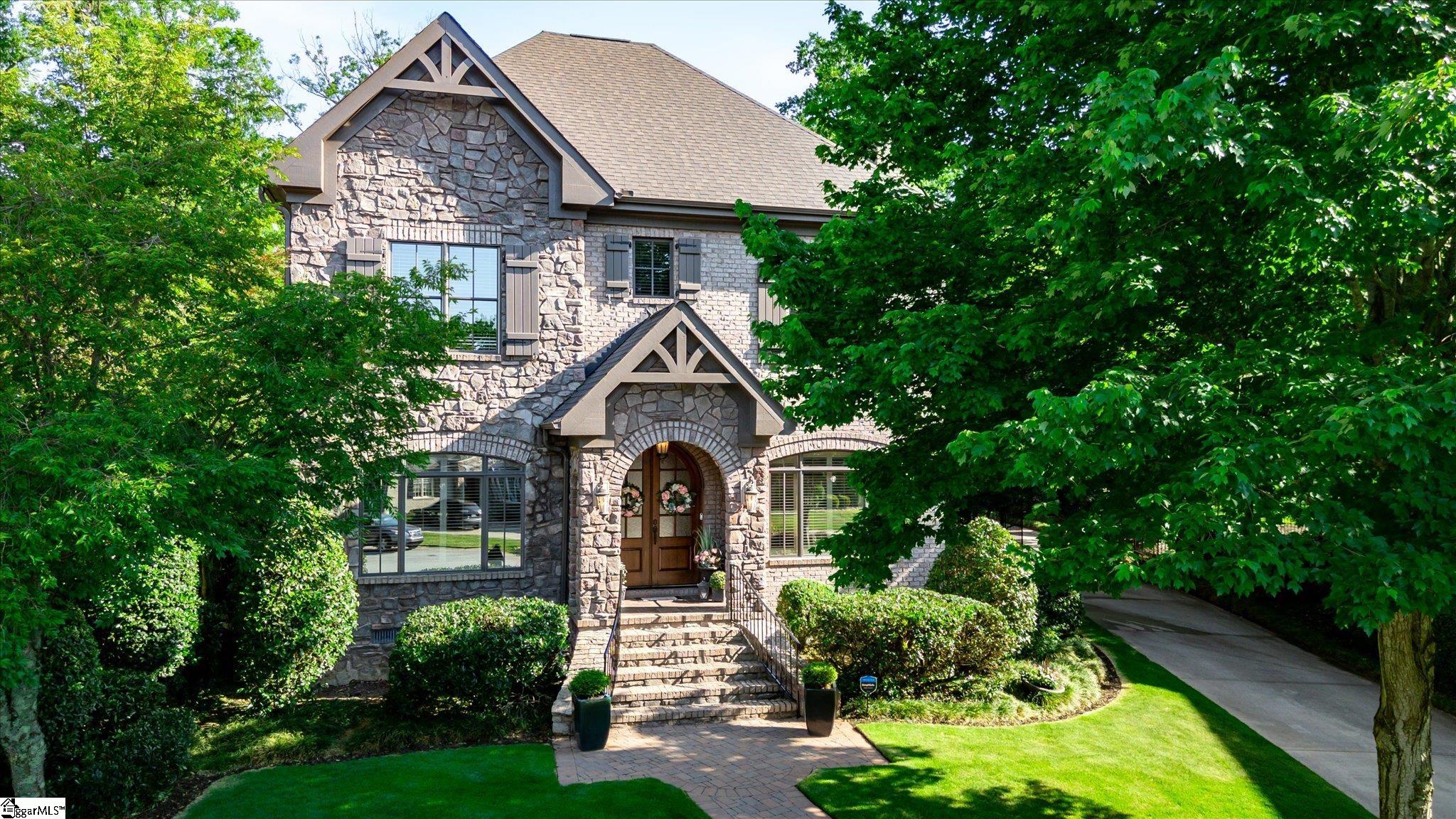 10 Travertine Ct, Greenville, SC, 29615, USA, 4 Bedrooms Bedrooms, ,4 BathroomsBathrooms,Residential,Contingent,10 Travertine Ct,1592726