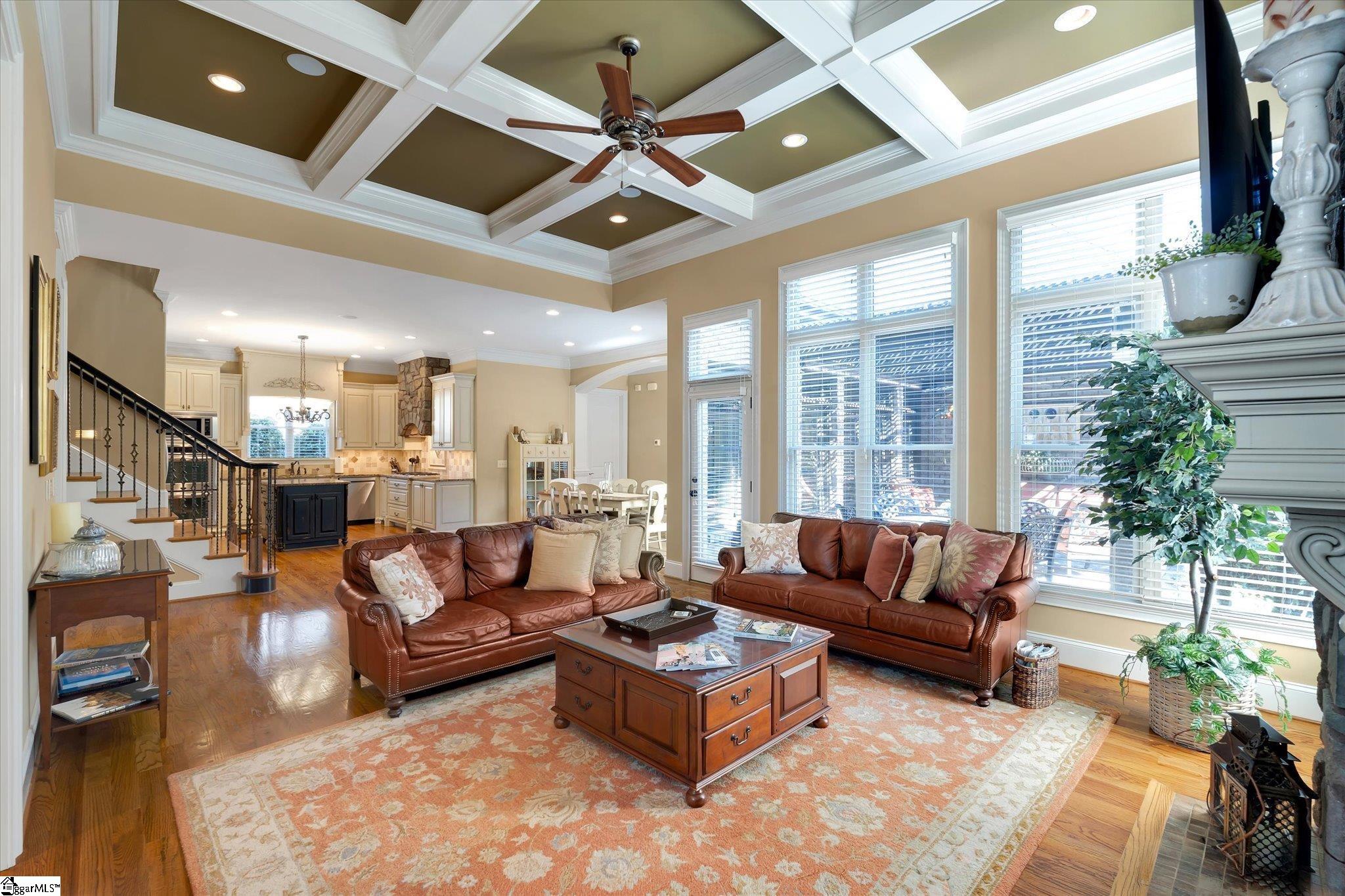 10 Travertine Ct, Greenville, SC, 29615, USA, 4 Bedrooms Bedrooms, ,4 BathroomsBathrooms,Residential,Contingent,10 Travertine Ct,1592726