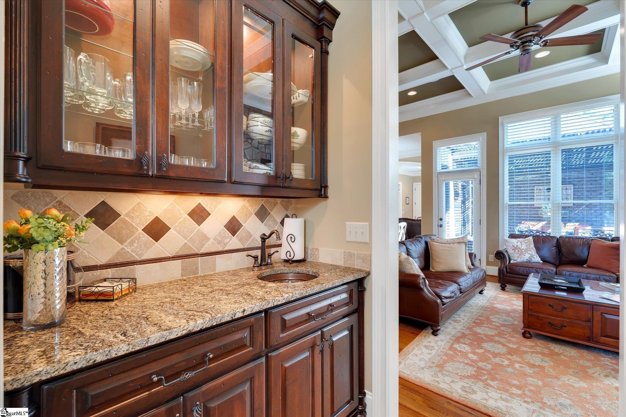 10 Travertine Ct, Greenville, SC, 29615, USA, 4 Bedrooms Bedrooms, ,4 BathroomsBathrooms,Residential,Contingent,10 Travertine Ct,1592726