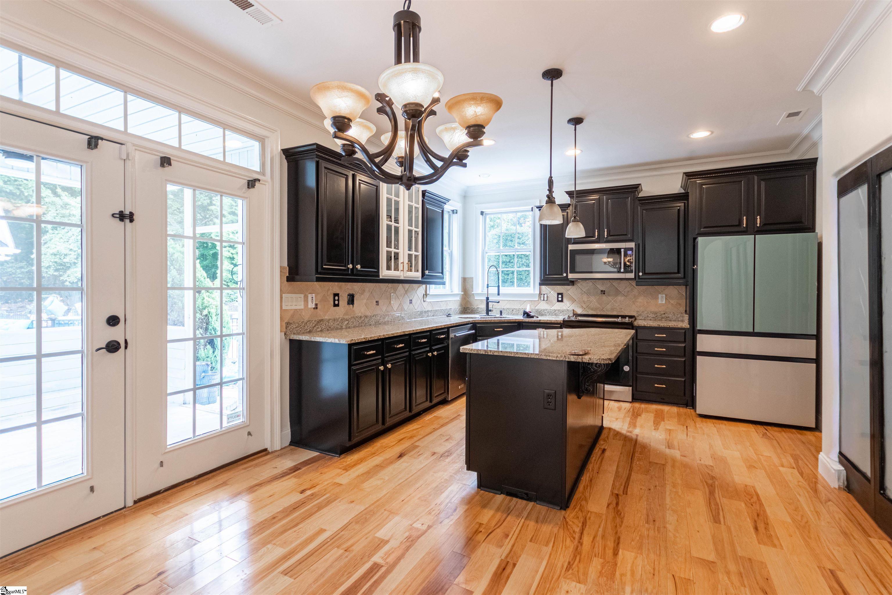 Greer, South Carolina 29651, United States, 4 Bedrooms Bedrooms, ,3 BathroomsBathrooms,Residential,Active,197942