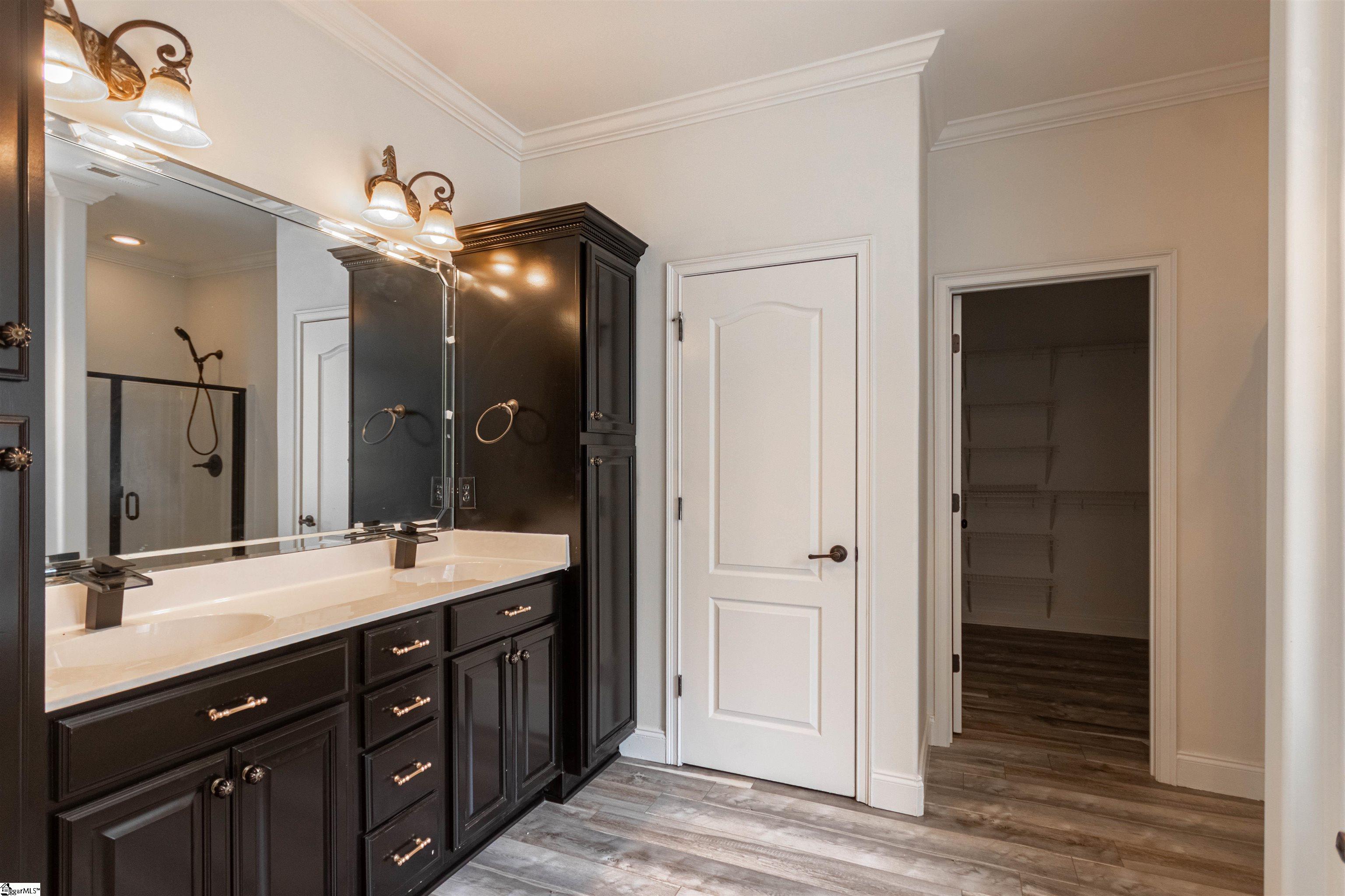 Greer, South Carolina 29651, United States, 4 Bedrooms Bedrooms, ,3 BathroomsBathrooms,Residential,Active,197942