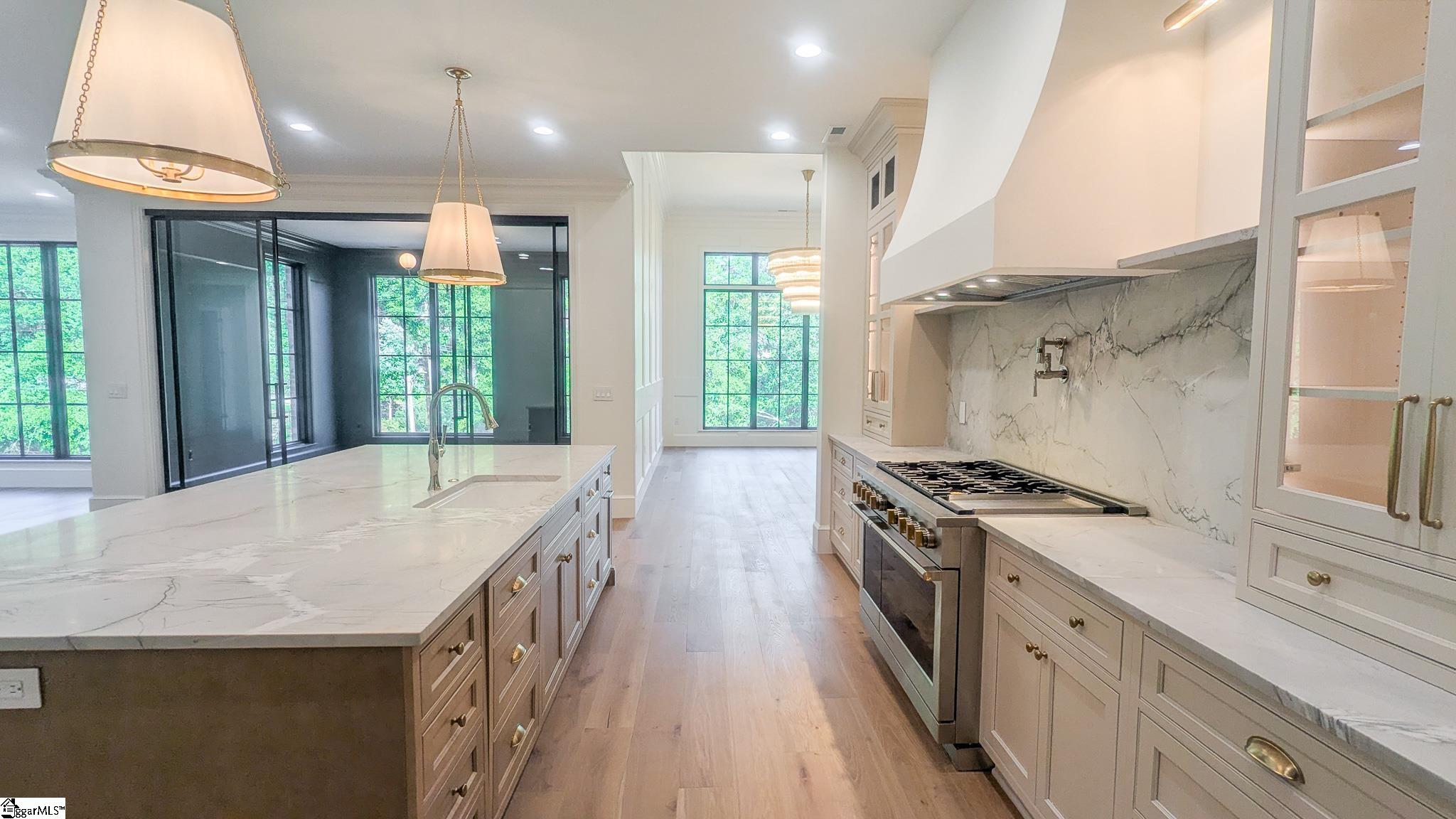 101 Sherwood Street Unit 200