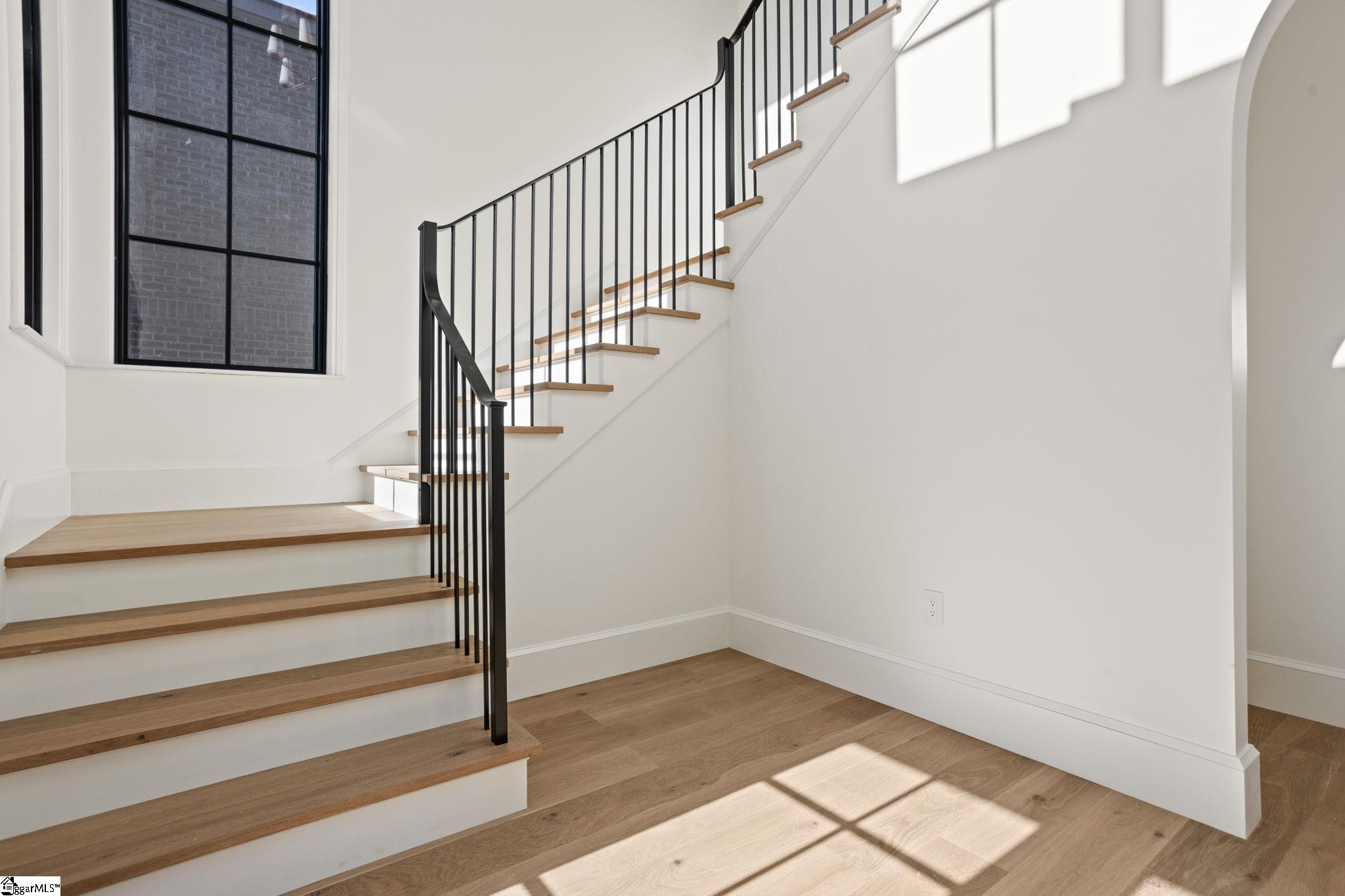 101 Sherwood Street Unit 200