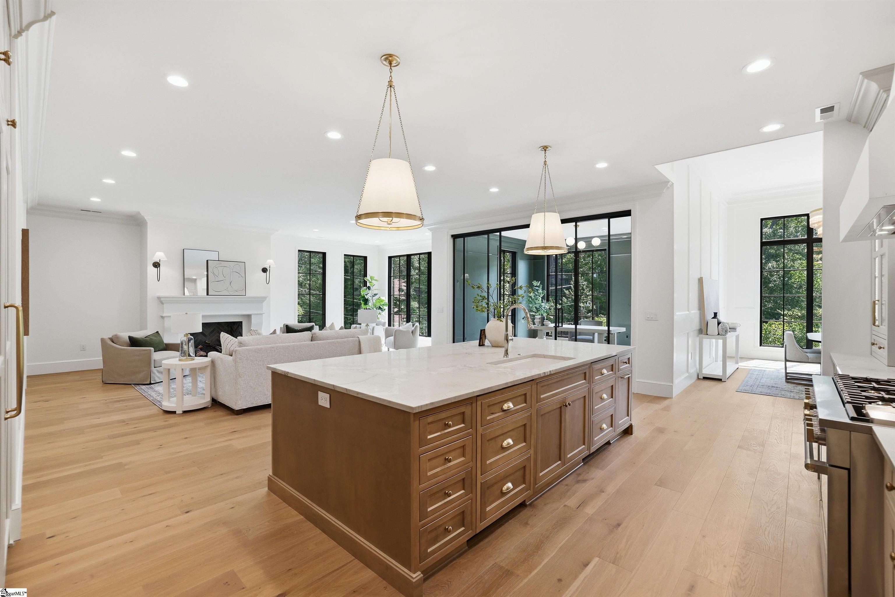 101 Sherwood Street Unit 200