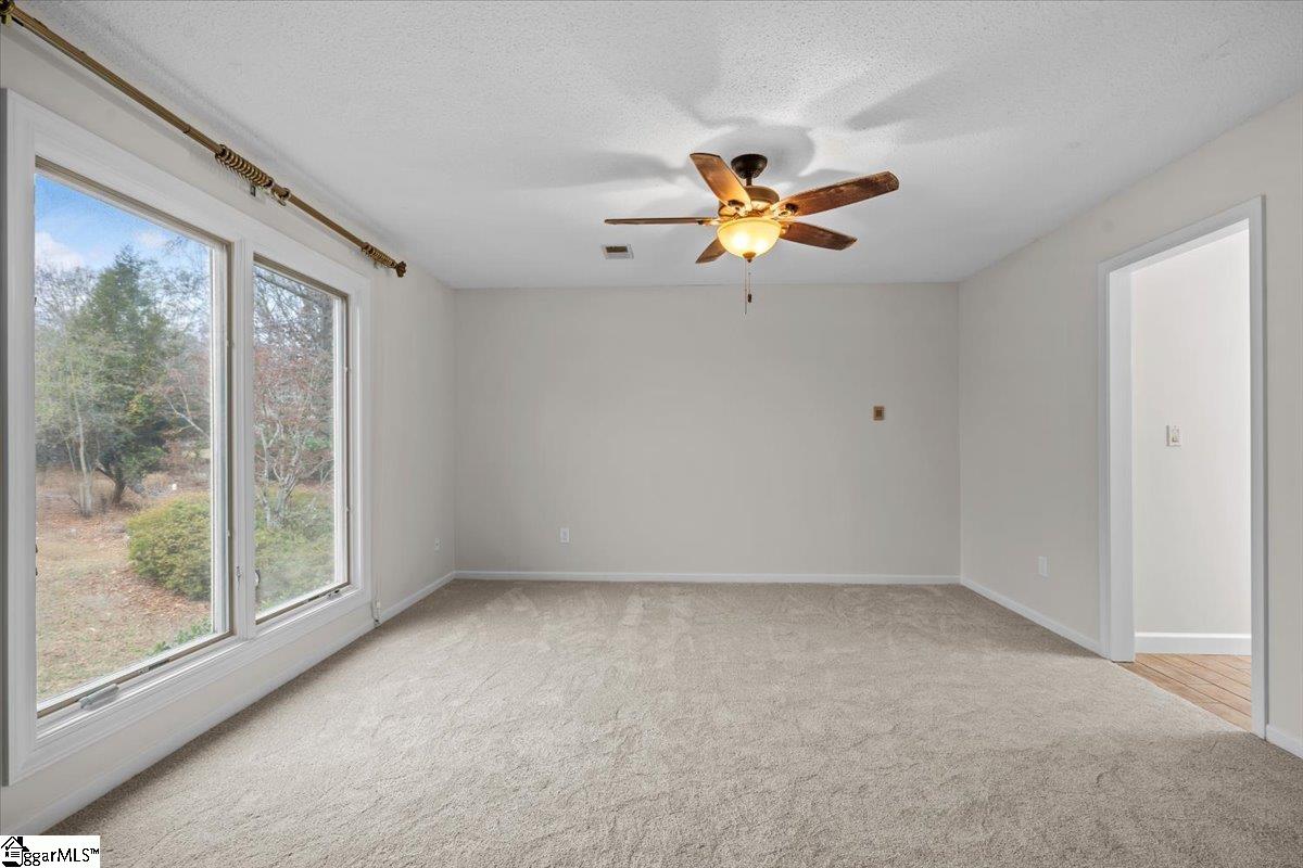 Taylors, South Carolina 29687, United States, 4 Bedrooms Bedrooms, ,3 BathroomsBathrooms,Residential,Active,229172