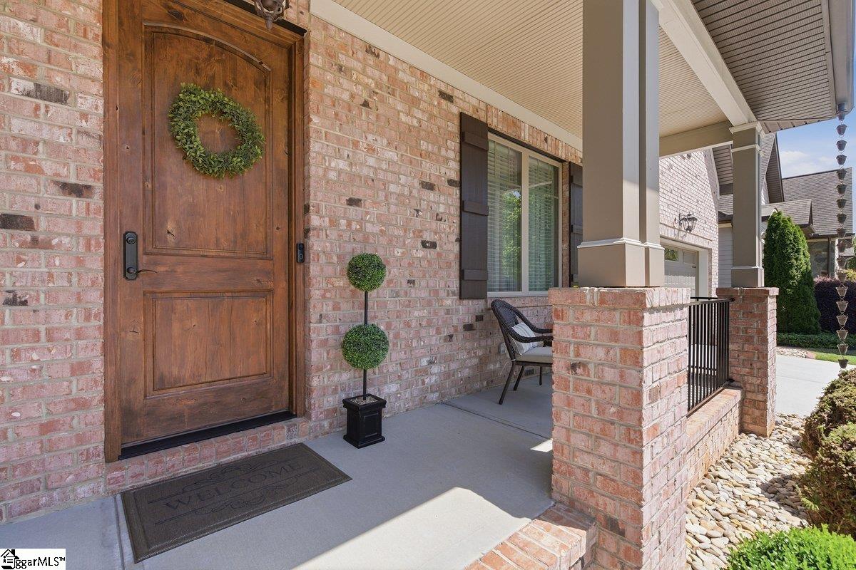 346 Laguna Lane
