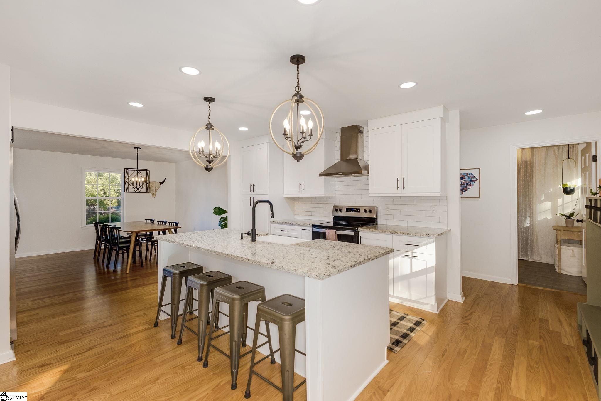 Travelers Rest, South Carolina 29690, United States, 4 Bedrooms Bedrooms, ,3 BathroomsBathrooms,Residential,Active,129628